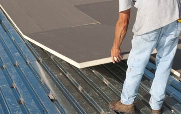 benefits of insulating Peterville flat roofing